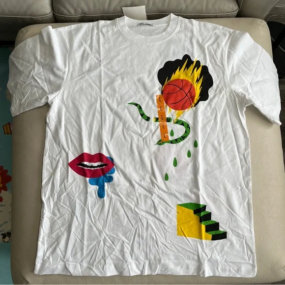 Zara Men’s Graffiti Print Short Sleeve Tee - Made in Portugal - Size L - Picture 4 of 9